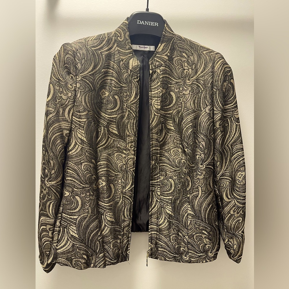 TanJay amazing zipper gold patterned top​